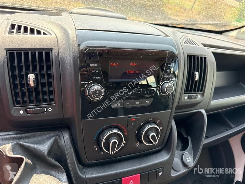 Camión Opel 2.2 103 KW DOKA PR L3 Crew Cab...