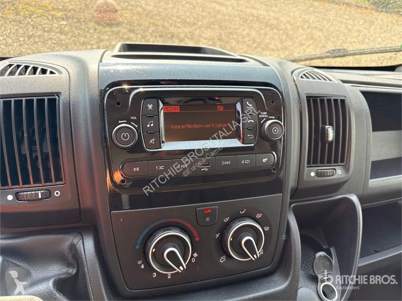 Camión Opel 2.2 103 KW KA L4H2 Van Truck
