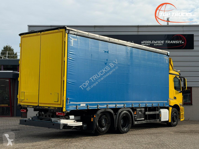 Camión Mercedes 2543 6x2 Retarder - Curtainside...