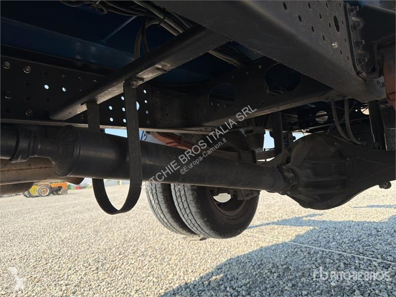 Mitsubishi Fuso truck