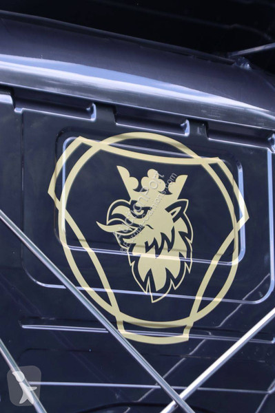 Camión Scania T124 A4X2 NA 470