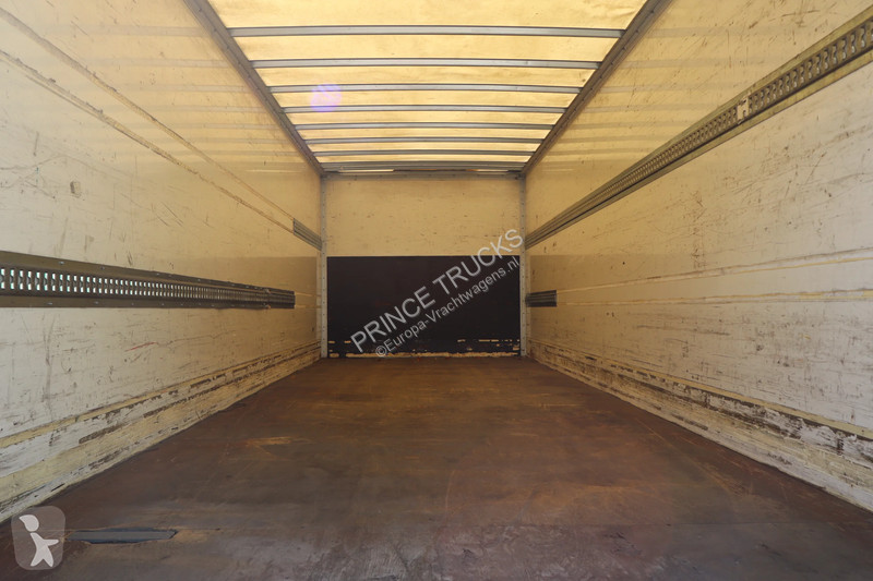 Camión Mercedes 1218 * EURO6 * 4X2 *