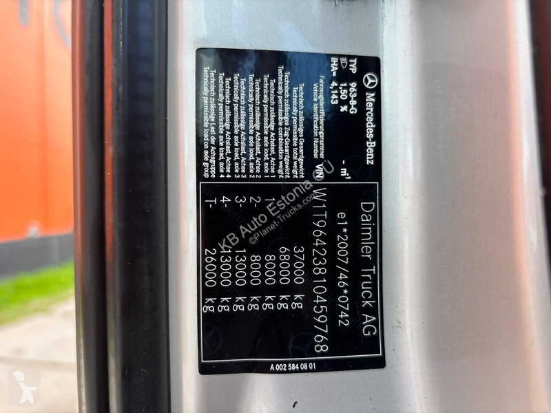 Mercedes 3258 8x4 RETARDER / BOX L=5542 mm truck