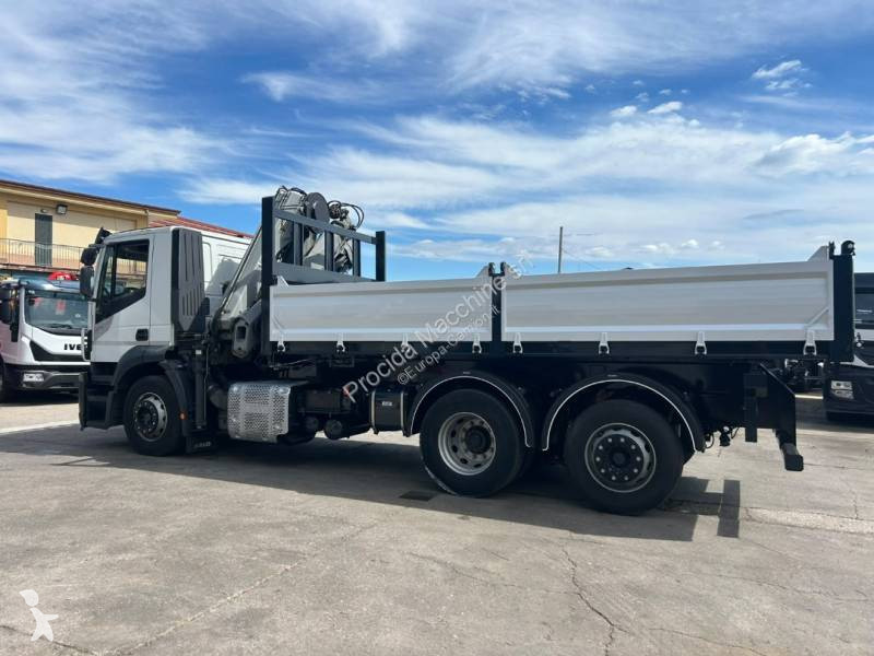 Kamion Iveco AD 260 S 31 X/P