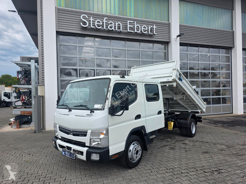 Kamion Mitsubishi Fuso 7C18D DoKa 7 Sitze AHK