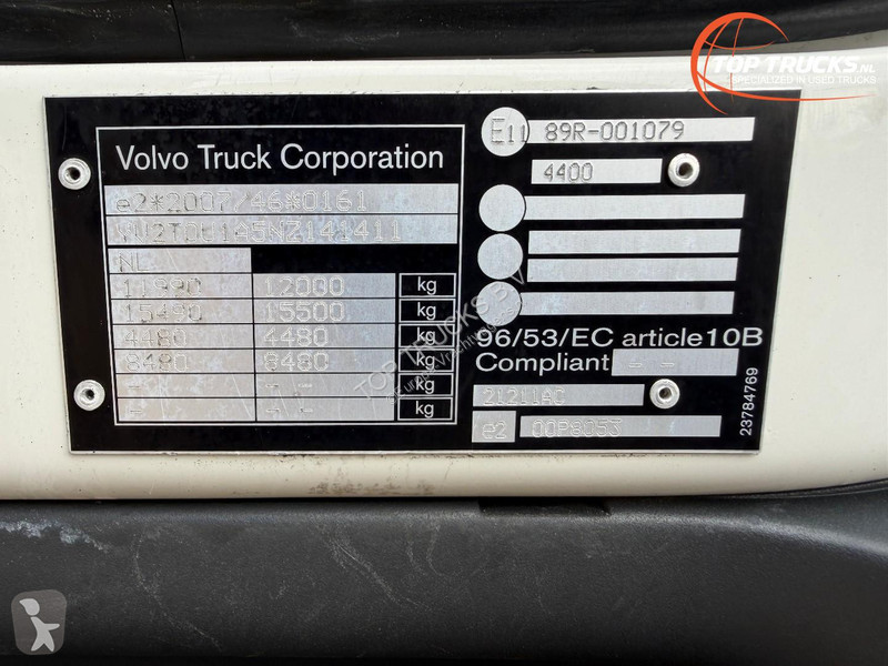 Teherautó Volvo 12210 Refrigerated/Freezer -...