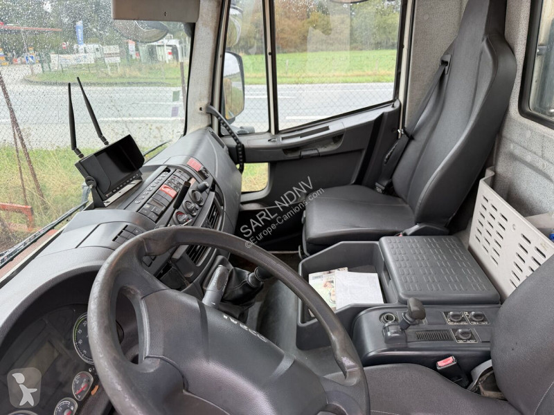 Teherautó Iveco 150 E 15
