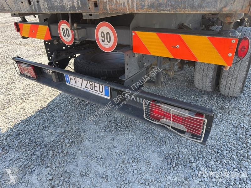 Camión Iveco 60-150 4x2 S/A Dump Truck