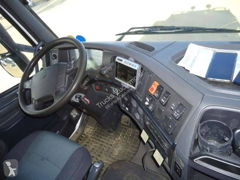 Camión Volvo 540
