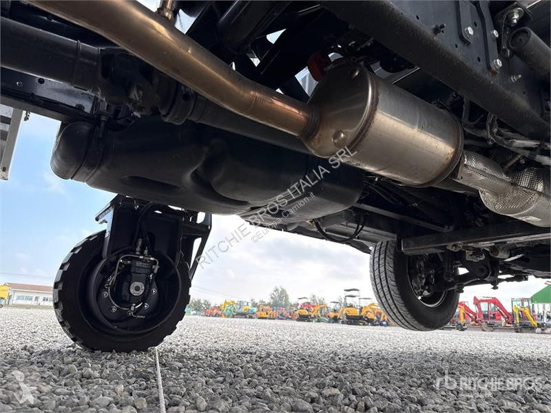 Camion Iveco Palfinger Tunlift 737-500 5 m on...