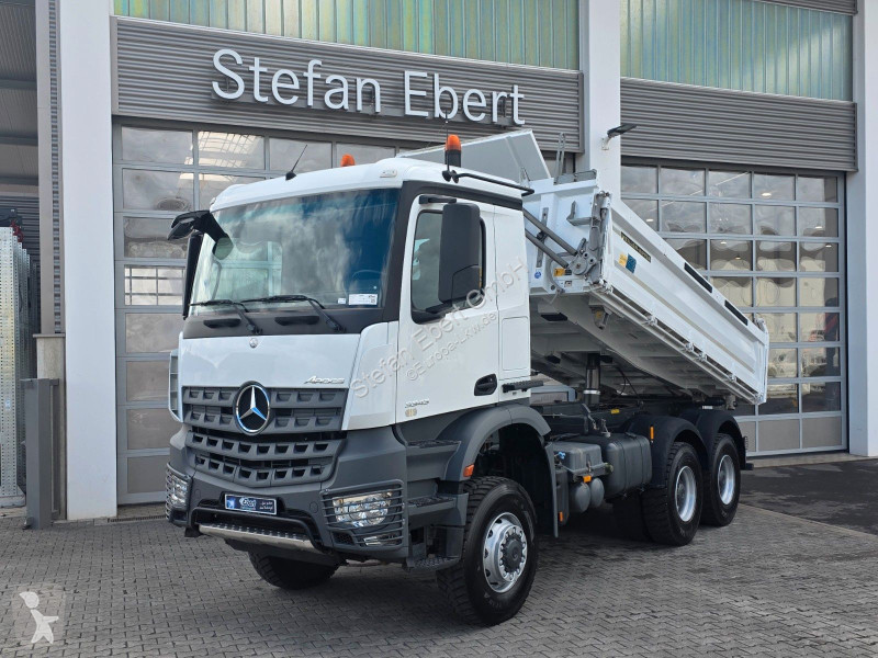 Camião Mercedes 3343 AK 6x6 Meiller