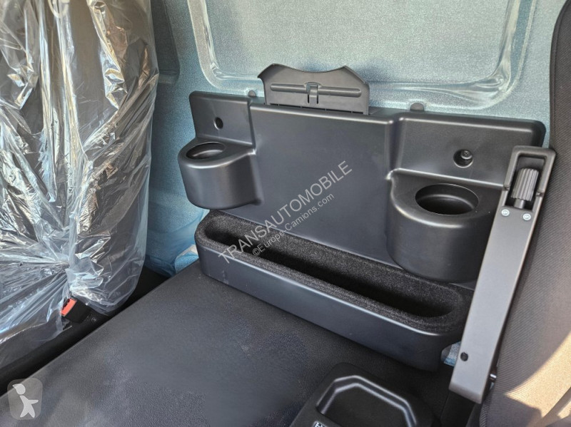 Camião Iveco 44.38 HD9