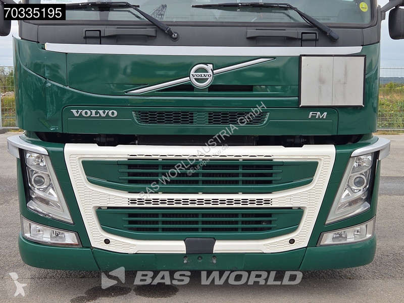 Camion Volvo 460 6X2 700cm platform...