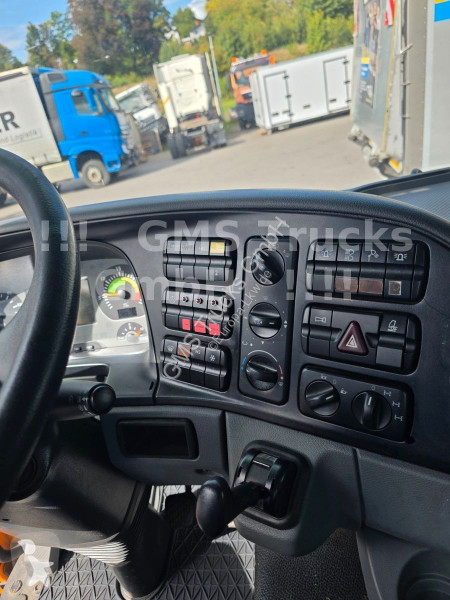 Mercedes 2036 /4X4 ALLRAD /Kipper+Kran...