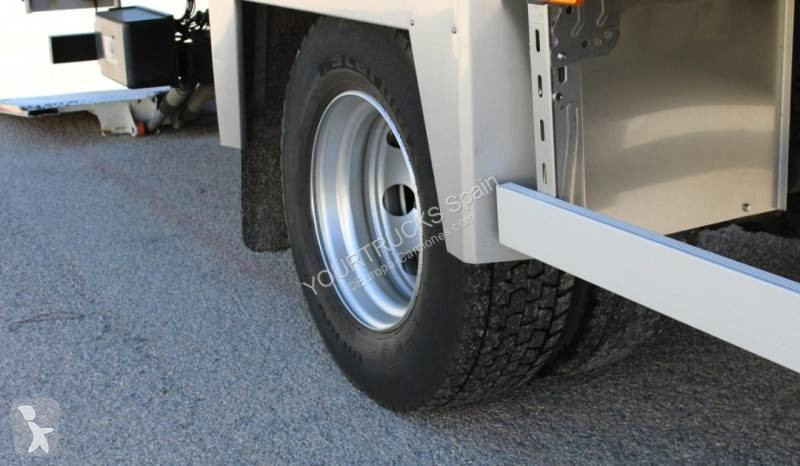 Camion Renault 240