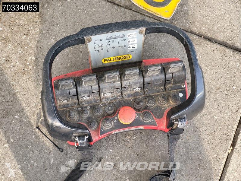 Lastbil Volvo 420 6X2 PK 27001 EH 7 Extensions...