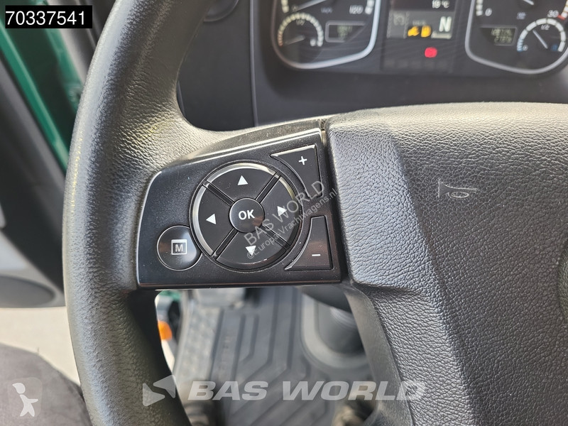 Lastbil Mercedes 1324 4X2 13t 6-Cylinder Engine...