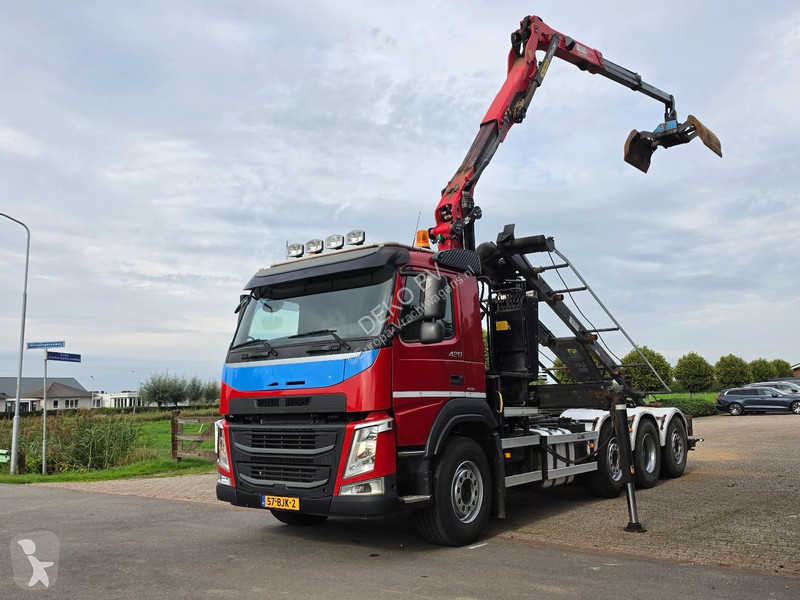 شاحنة Volvo 420 8x2- Z-CRANE/REMOTE CONTROL!!...