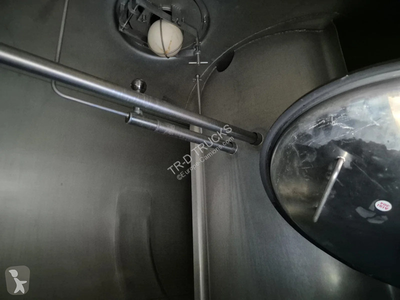 Kamion Volvo FMX 370 16000L INSULATED INOX TANK...