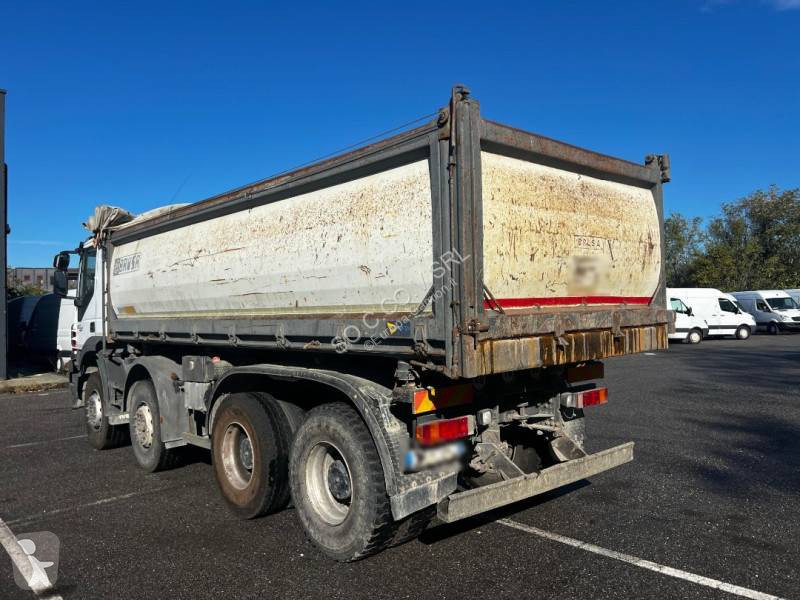 Iveco 450 truck