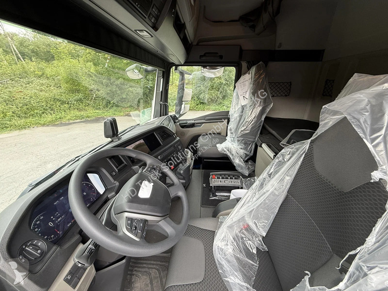 Lastbil MAN 26.520 MAN  26.520 LL 6x2 Hiab...