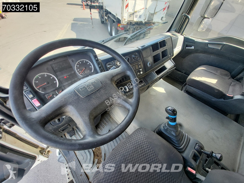 MAN 35.390 8X4 19m3 tipper Steelsuspension...