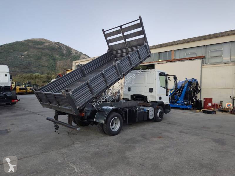 Iveco 100 E 18 truck