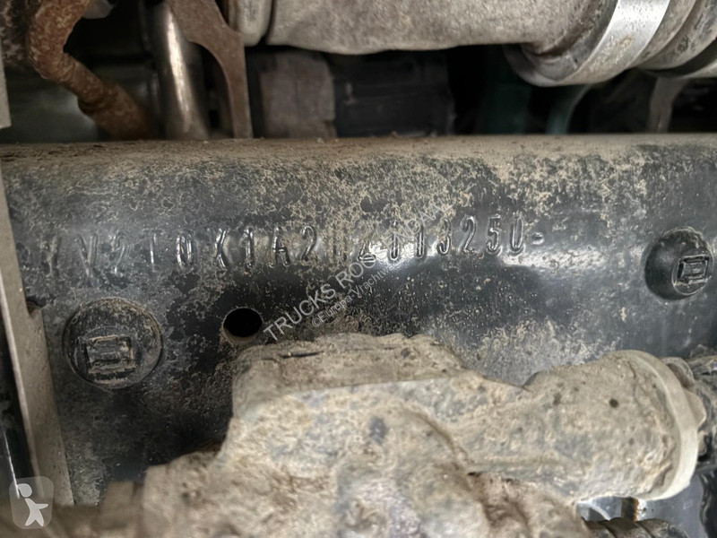 Kamion Volvo 250 + 12t + 6cyl + BOX 7.28 + EURO...