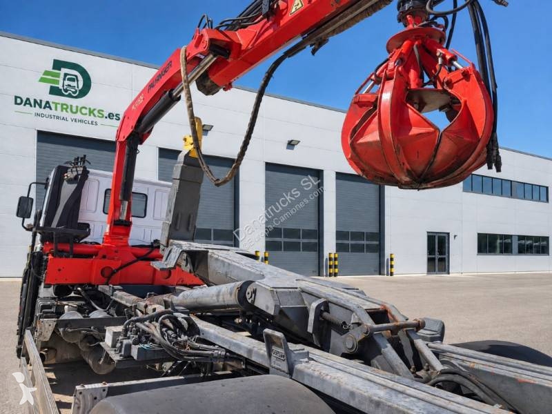 Iveco 260 E 35 truck