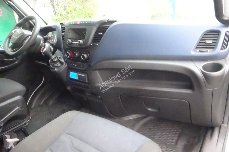 Iveco DAILY FRIGO 35S16 2,3D 156 BVA truck