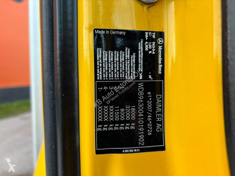 شاحنة Mercedes 1827 4x2 LOW MILEAGE ! / BOX...
