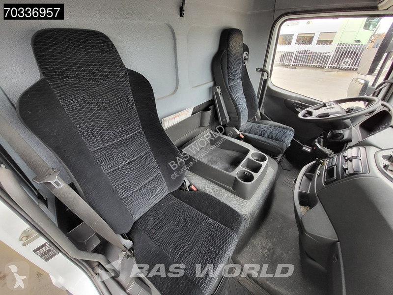 Kamion Mercedes 1218 4X2 12tonner 1500kg...