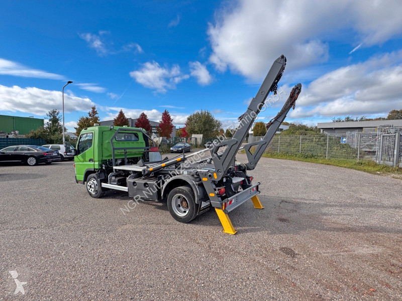 Vrachtwagen Mitsubishi Meier Ratio Absetzer mit...