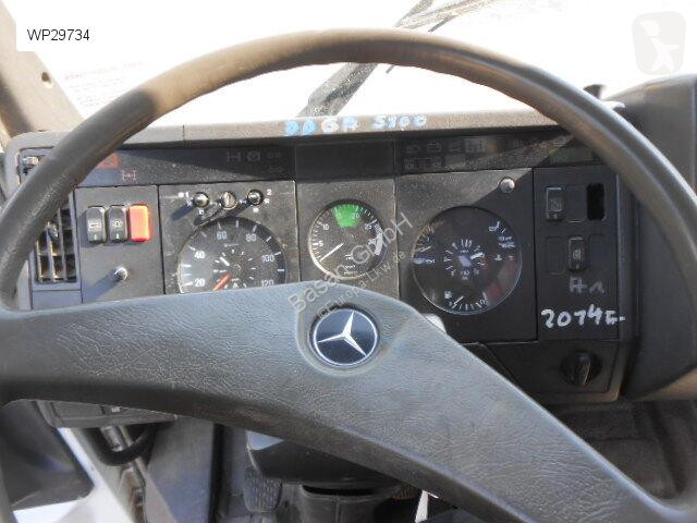 Kamion Mercedes Allradkipper mit Kran MB AK