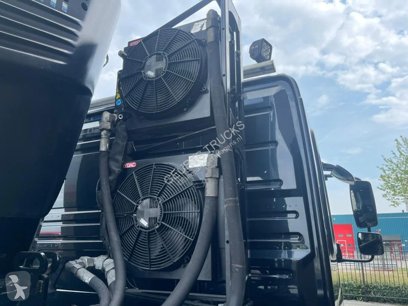Lastbil Volvo FMX 540 10X4 + EFFER 1255/7S +...
