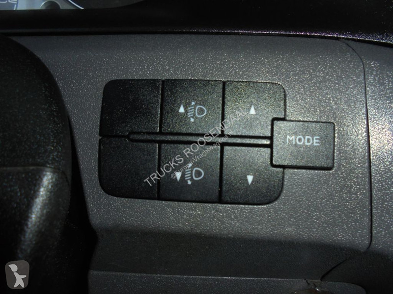 Kamion Iveco 40C17 + Euro 5 + Dhollandia Lift +...