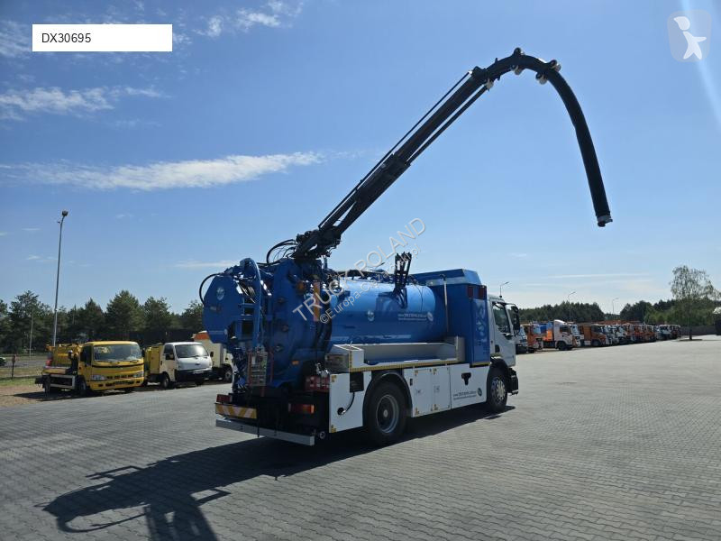 Камион Renault RIVARD HYDROCURE