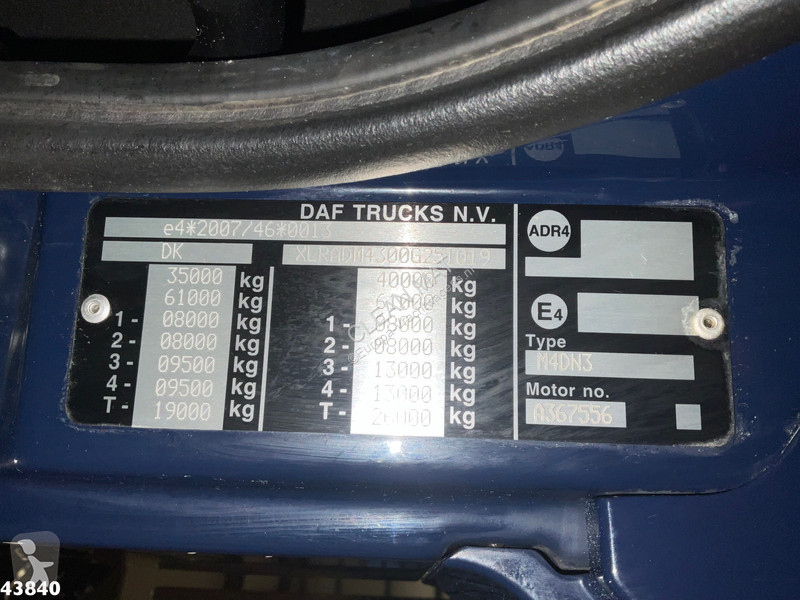 Camión DAF FAD  530 8x4 Euro 6 Palfinger 33...