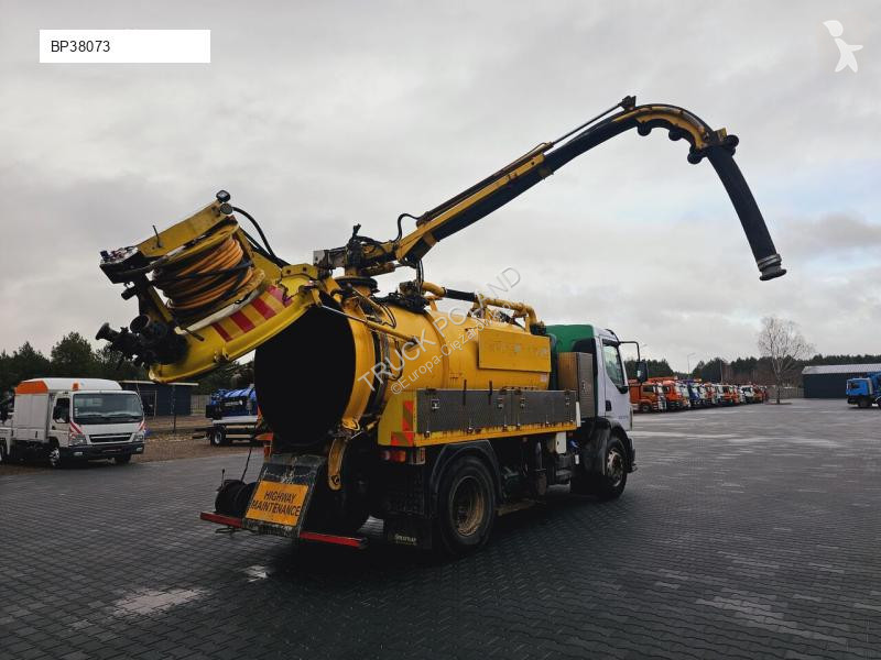 شاحنة Volvo FULLER TANKERS 2008 WUKO for...