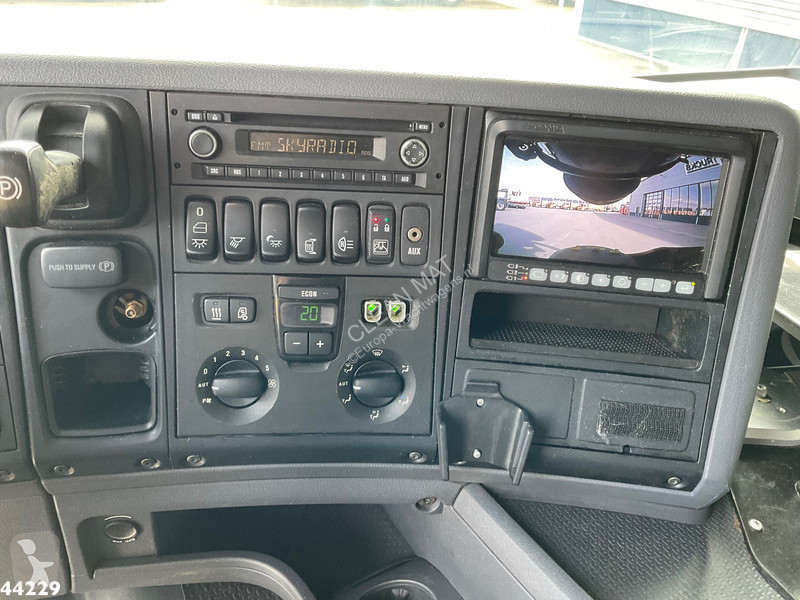 Camion Scania 440 6x4 Saugwagen