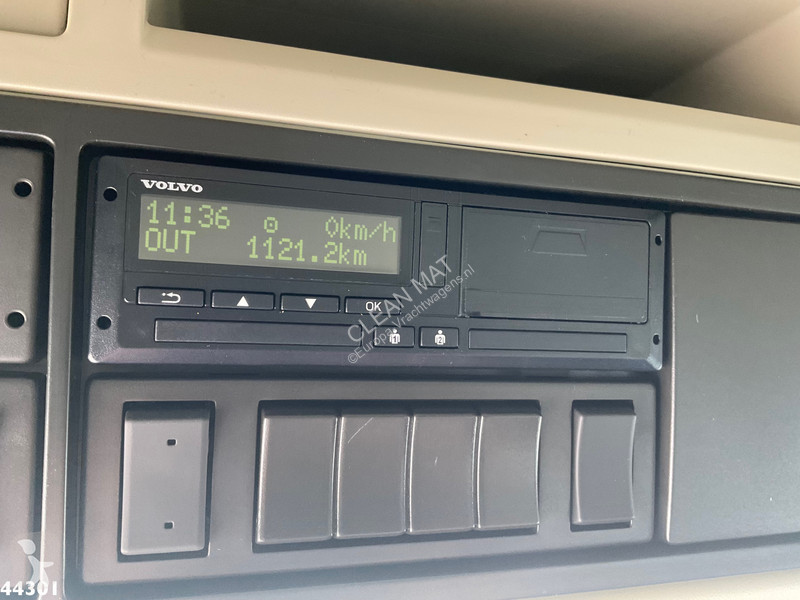 Camion Volvo 500 8x4 Euro 6 Hiab 65 Tonmeter...