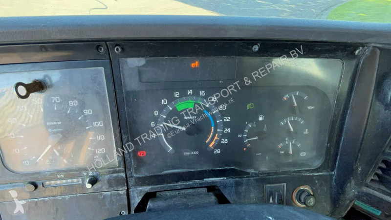 Kamion Renault 300 HD 300-27 MJ ZD Palfinger...