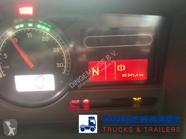 Camion Renault 180.14 dxi 4x2 RHD Euro 5 vacuum...