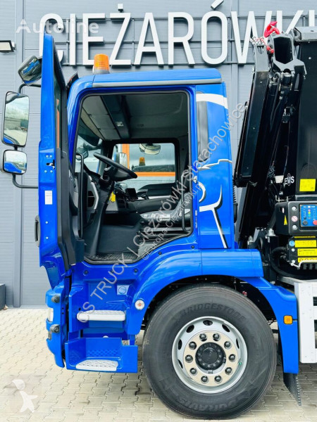 Kamion MAN MAN TGM 18.250 skrzyniowy z HDS /...