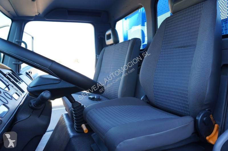 Camion Nissan