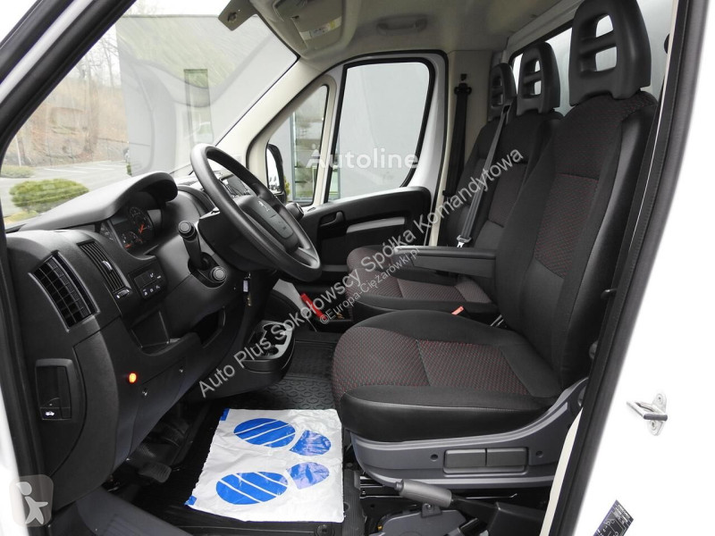 Camion Peugeot BOXER KONTENER WINDA 8 PALET...