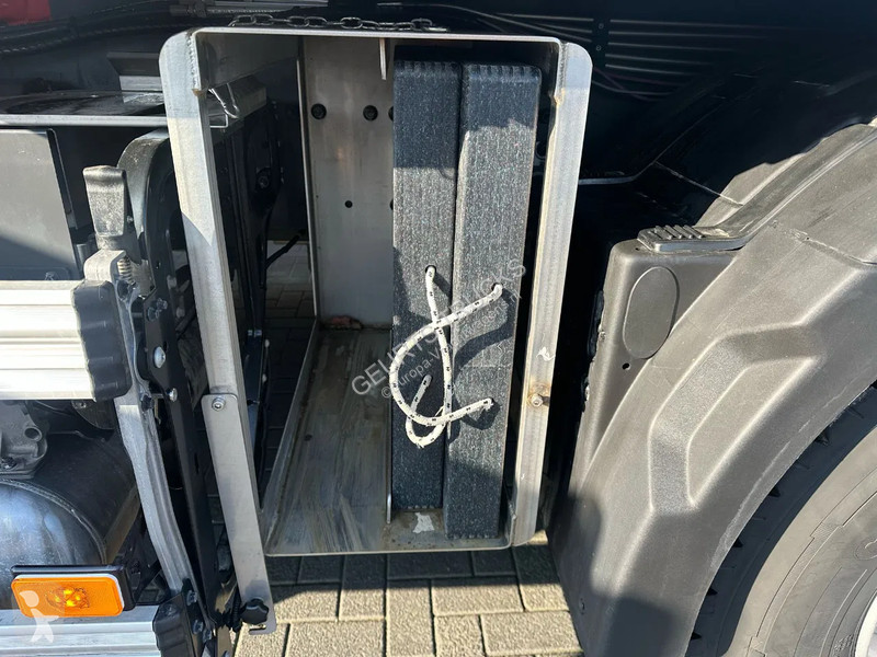 Lastbil Volvo 500 8X4 RF-RT40G FASSI F1450R.2.8...