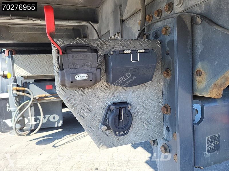 Kamion Volvo 450 6X2 HMF3220 K5 + Jib K5 Crane...