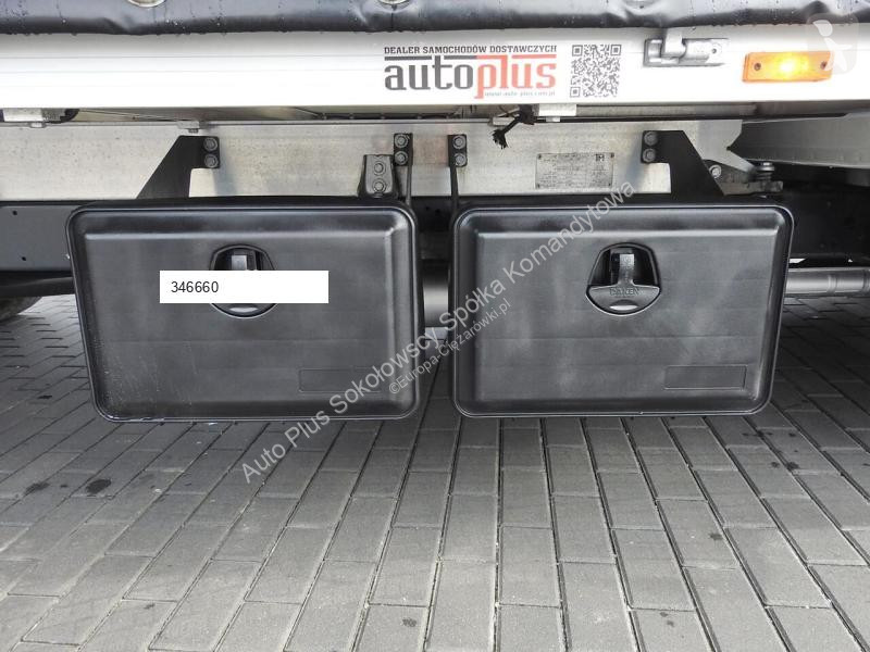 Véhicule utilitaire Iveco DAILY  35S18 PLANDEKA...