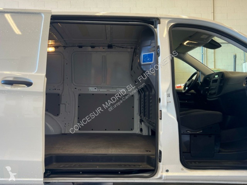 Autoutilitară Mercedes E-Vito 111 Furgón Larga
